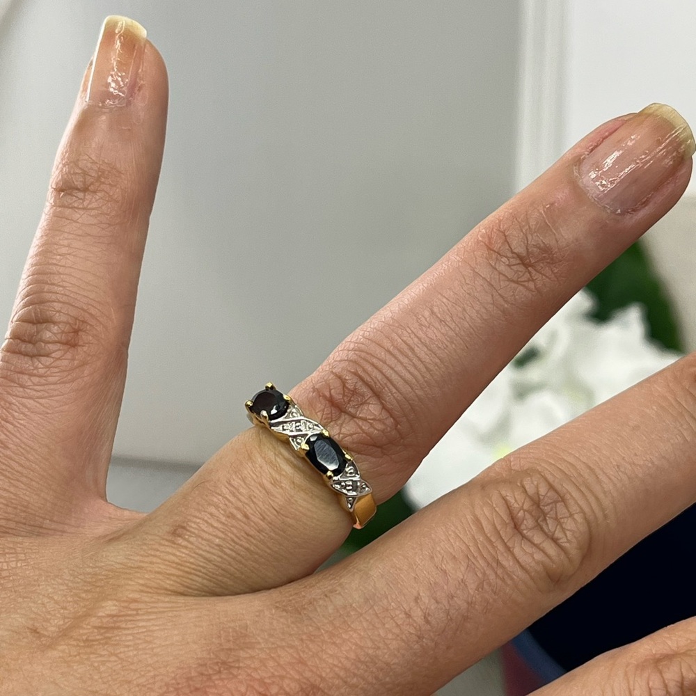Vintage Black Onyx & CZ Accent Ring - Gold Over Sterling Silver (Size 6.75) - Picture 3 of 17
